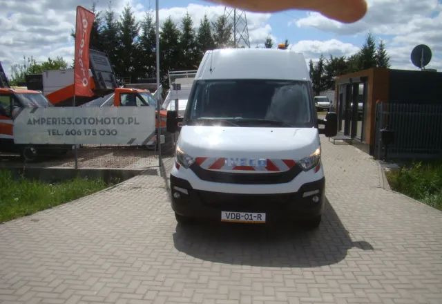 Iveco DAILY 35 S 16 REJESTRACJA NA 6-OSÓB SUPER NA KAMPERA - Krovininis mikroautobusas: foto 3 Iveco DAILY 35 S 16 REJESTRACJA NA 6-OSÓB SUPER NA KAMPERA - Krovininis mikroautobusas: foto 3