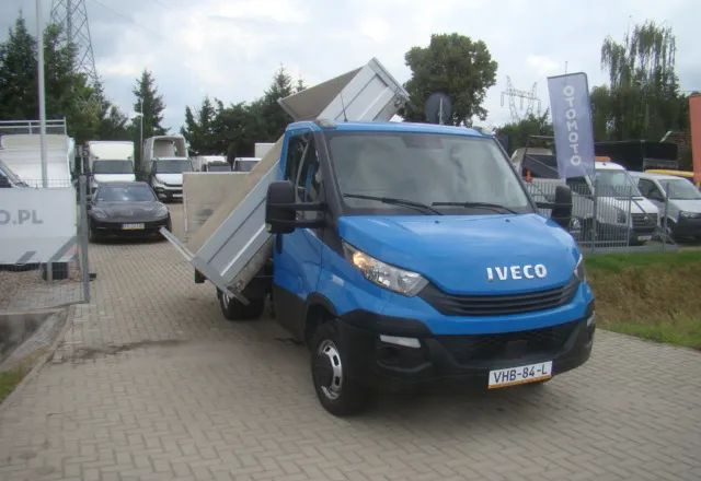 Iveco DAILY 50 C 17 3.0TDI WYWROTKA WINDA MECHANICZNA PRZYSTAWKA DO HYDRAULIKI - Mažas savivartis: foto 2 Iveco DAILY 50 C 17 3.0TDI WYWROTKA WINDA MECHANICZNA PRZYSTAWKA DO HYDRAULIKI - Mažas savivartis: foto 2
