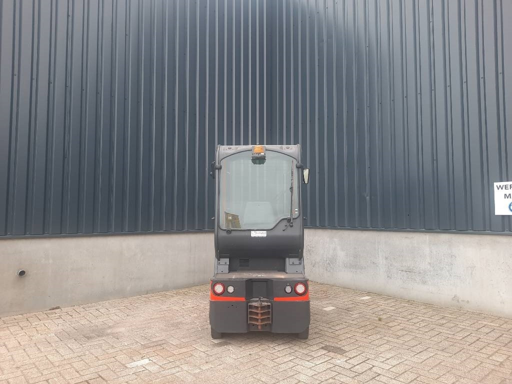 Linde P 60 - Elektrinis vilkikas: foto 2 Linde P 60 - Elektrinis vilkikas: foto 2