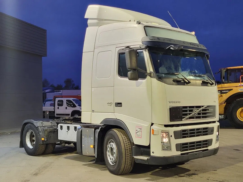 Volvo FH 440 - Vilkikas: foto 3 Volvo FH 440 - Vilkikas: foto 3