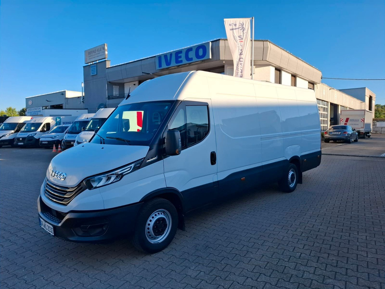 Iveco 35-160V/P, Luftfed., KLima, HiMatic, DAB,. - Krovininis mikroautobusas: foto 3 Iveco 35-160V/P, Luftfed., KLima, HiMatic, DAB,. - Krovininis mikroautobusas: foto 3