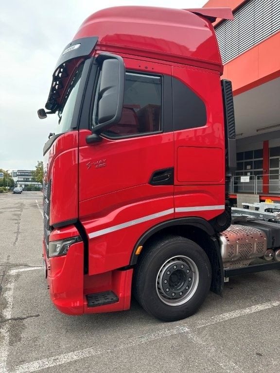 Iveco AS 260SY/FS CM - Konteineris-vežimus/ Sukeisti kūną sunkvežimis: foto 5 Iveco AS 260SY/FS CM - Konteineris-vežimus/ Sukeisti kūną sunkvežimis: foto 5