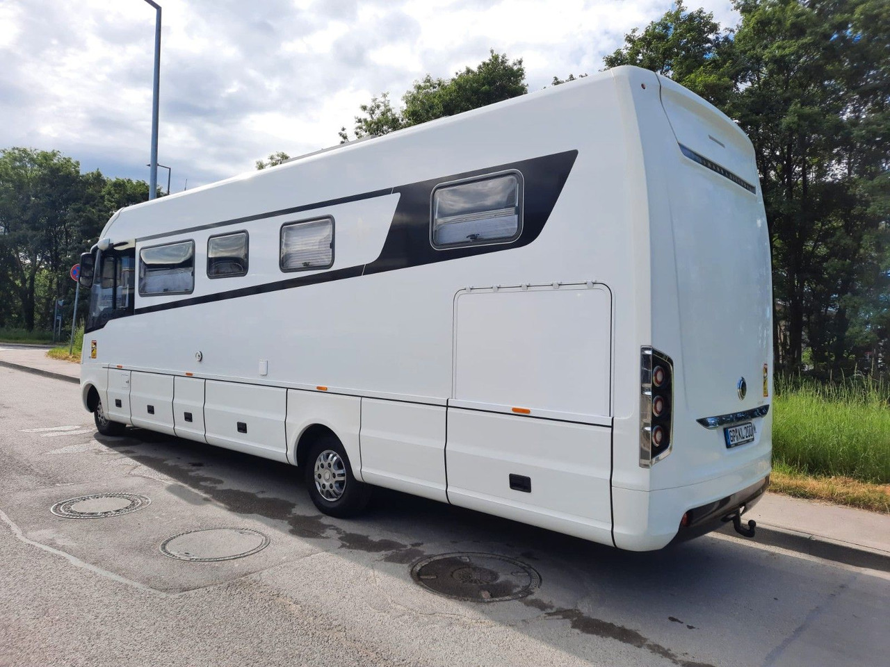 Niesmann + Bischoff Flair 920 LE, Goldschmitt, Mwst. ausweisbar,.. - Integruotas kemperis: foto 2 Niesmann + Bischoff Flair 920 LE, Goldschmitt, Mwst. ausweisbar,.. - Integruotas kemperis: foto 2