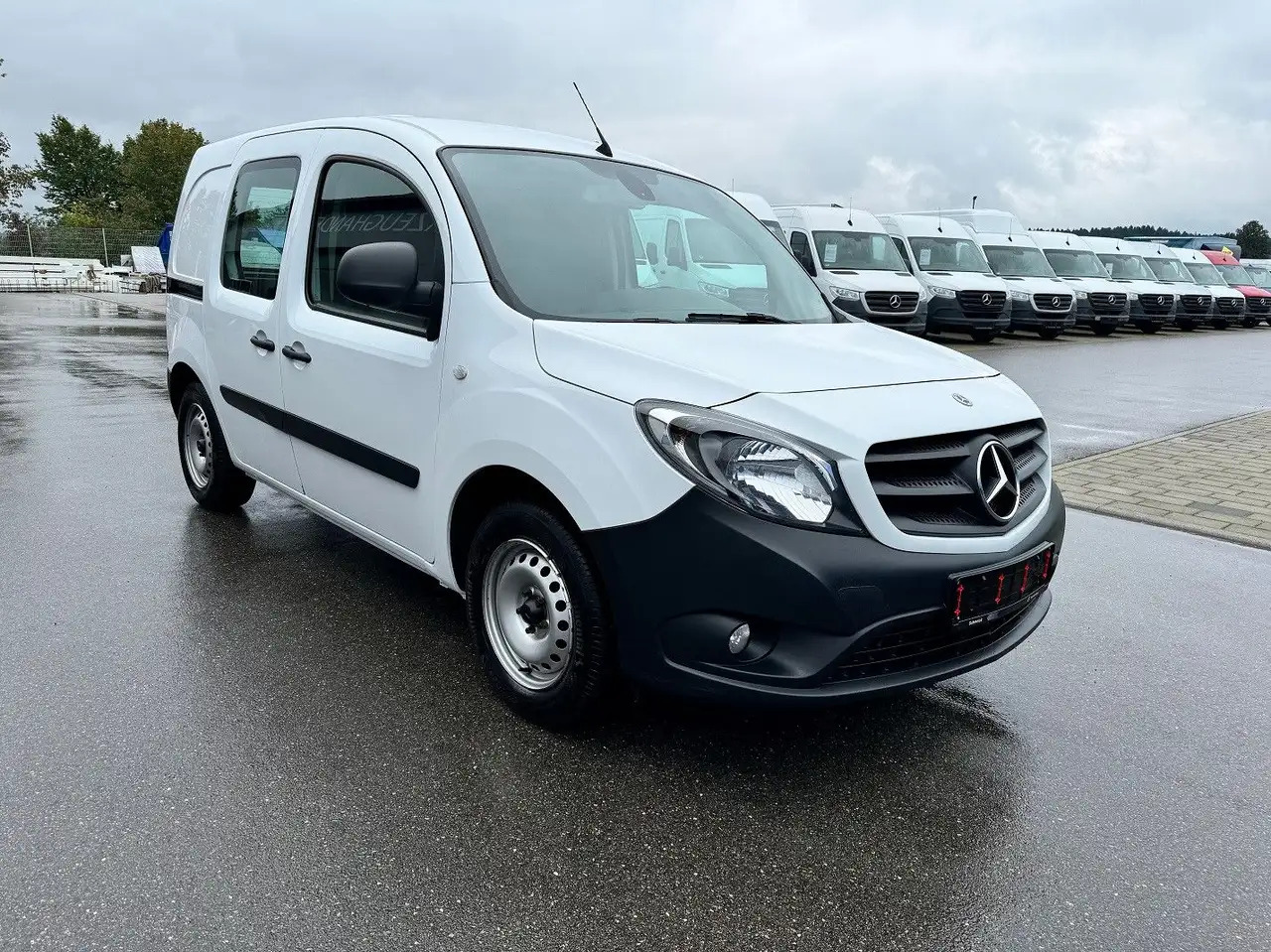 Mercedes-Benz Citan 111 CDI Lang Klima AHK - Krovininis mikroautobusas: foto 2 Mercedes-Benz Citan 111 CDI Lang Klima AHK - Krovininis mikroautobusas: foto 2