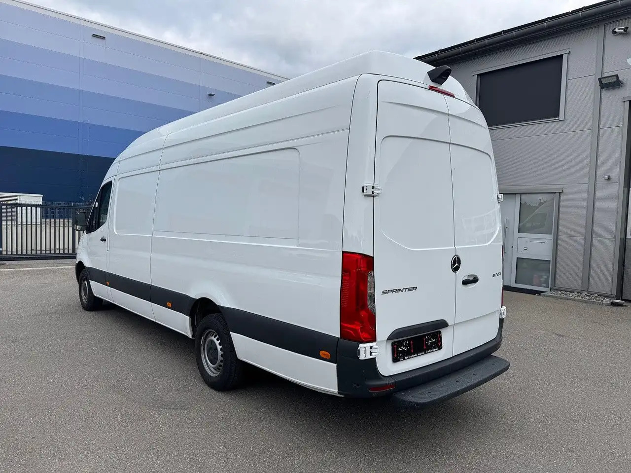 Mercedes-Benz Sprinter 317 CDI Maxi Lang Extralang XXL MBUX - Krovininis mikroautobusas: foto 5 Mercedes-Benz Sprinter 317 CDI Maxi Lang Extralang XXL MBUX - Krovininis mikroautobusas: foto 5