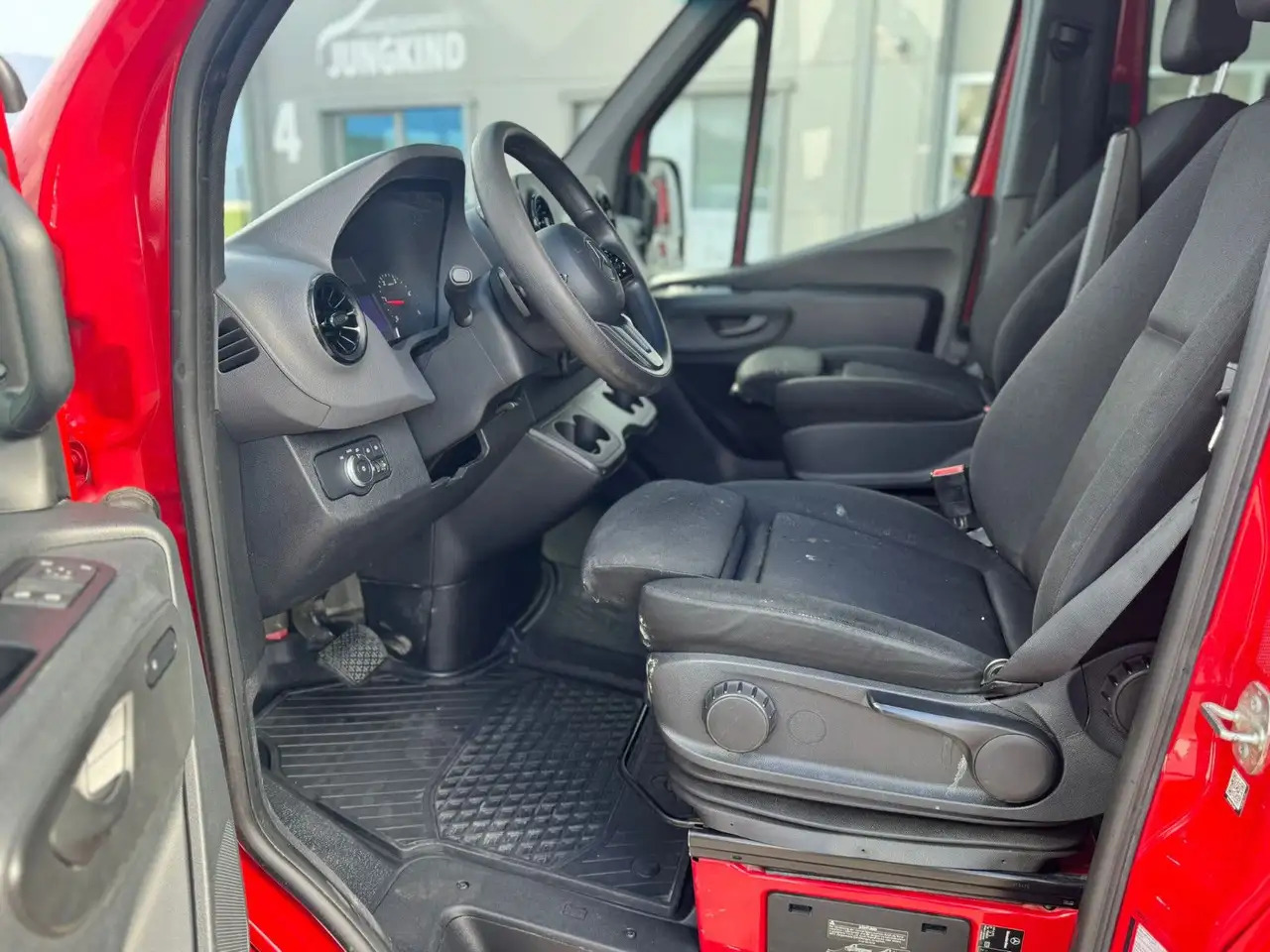 Mercedes-Benz Sprinter 317 CDI Maxi Lang Mixto AHK 3,5t MBUX - Krovininis mikroautobusas, Komercinis automobilis su dviguba kabina: foto 4 Mercedes-Benz Sprinter 317 CDI Maxi Lang Mixto AHK 3,5t MBUX - Krovininis mikroautobusas, Komercinis automobilis su dviguba kabina: foto 4