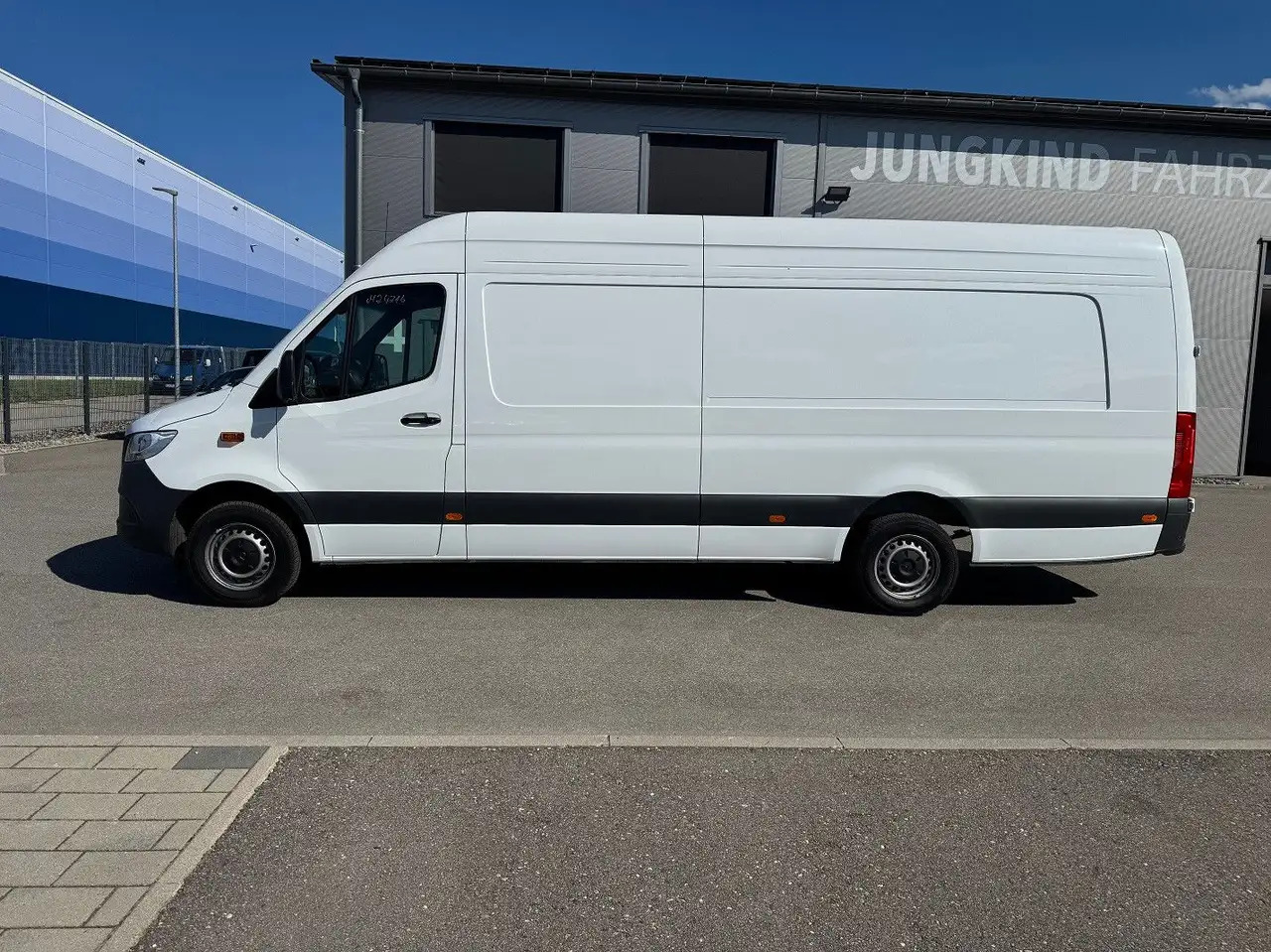 Mercedes-Benz Sprinter 317 CDI Maxi Lang XXL Extralang MBUX - Krovininis mikroautobusas: foto 3 Mercedes-Benz Sprinter 317 CDI Maxi Lang XXL Extralang MBUX - Krovininis mikroautobusas: foto 3