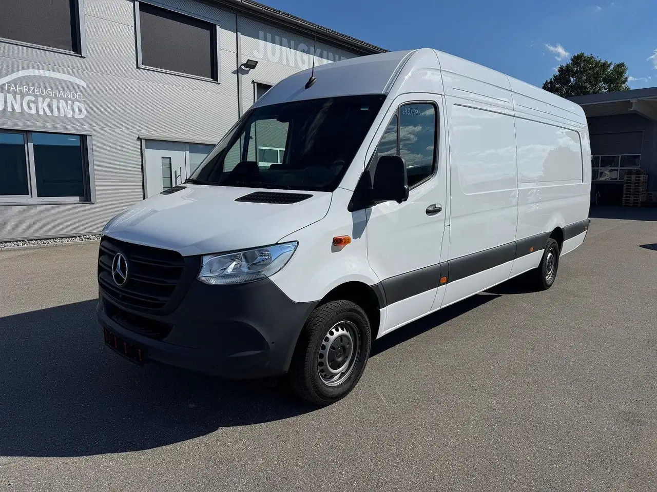 Mercedes-Benz Sprinter 317 CDI Maxi Lang XXL Extralang MBUX - Krovininis mikroautobusas: foto 1 Mercedes-Benz Sprinter 317 CDI Maxi Lang XXL Extralang MBUX - Krovininis mikroautobusas: foto 1