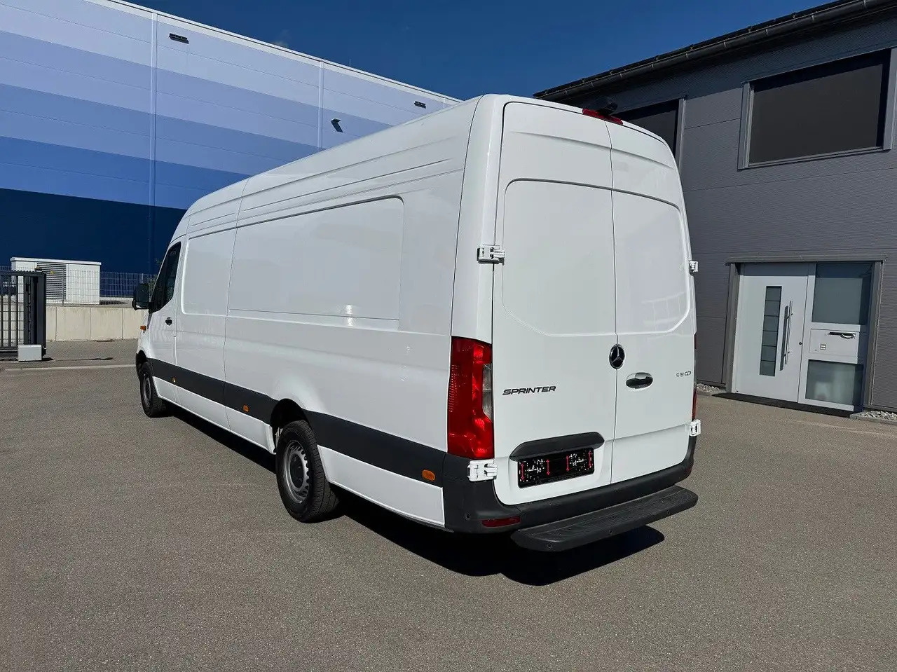 Mercedes-Benz Sprinter 317 CDI Maxi Lang XXL Extralang MBUX - Krovininis mikroautobusas: foto 5 Mercedes-Benz Sprinter 317 CDI Maxi Lang XXL Extralang MBUX - Krovininis mikroautobusas: foto 5