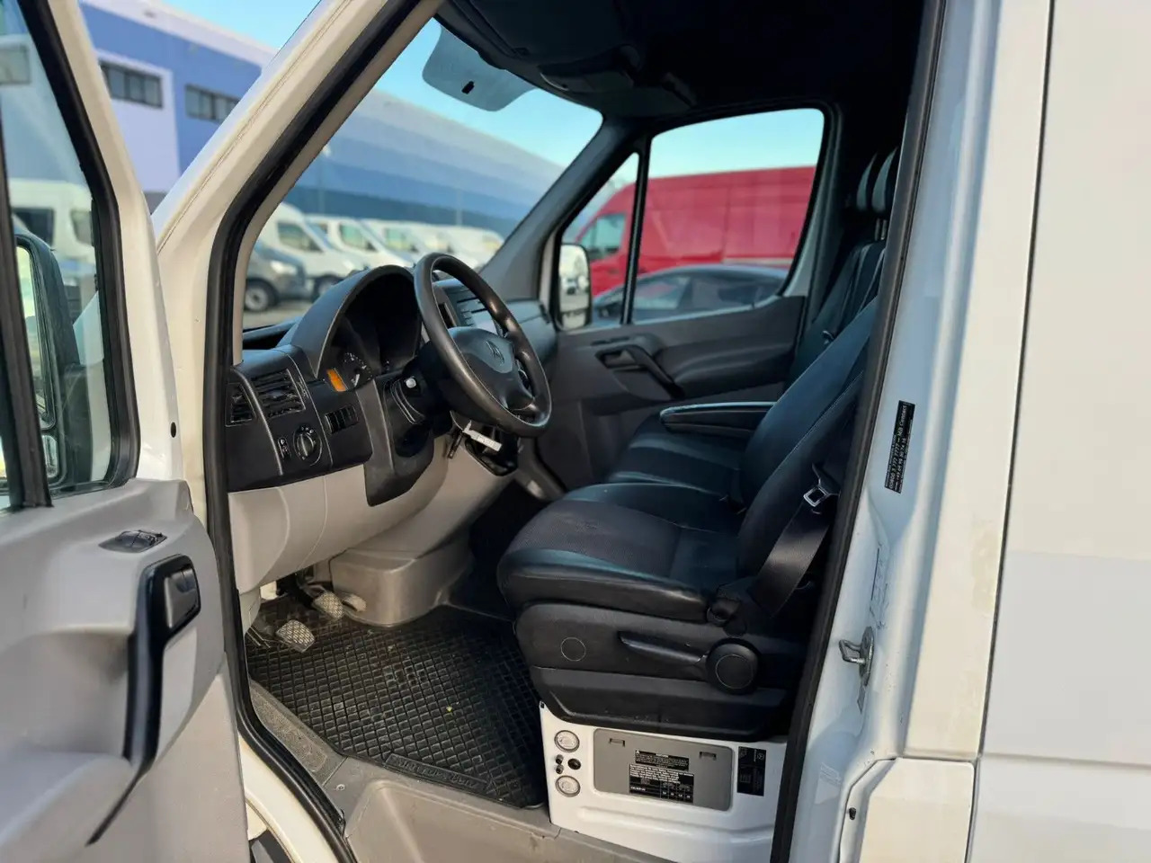 Mercedes-Benz Sprinter 319 CDI Maxi Lang XXL Extralang Mixto - Krovininis mikroautobusas, Komercinis automobilis su dviguba kabina: foto 3 Mercedes-Benz Sprinter 319 CDI Maxi Lang XXL Extralang Mixto - Krovininis mikroautobusas, Komercinis automobilis su dviguba kabina: foto 3