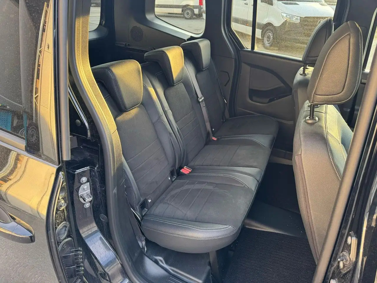 Lengvasis automobilis Mercedes-Benz T-Class T -Klasse 160 d standard: foto 10