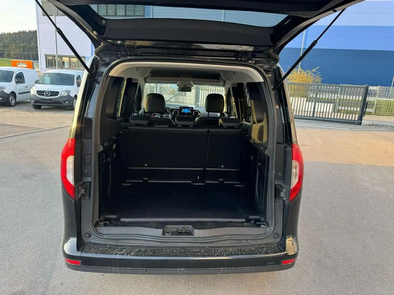 Lengvasis automobilis Mercedes-Benz T-Class T -Klasse 160 d standard: foto 12