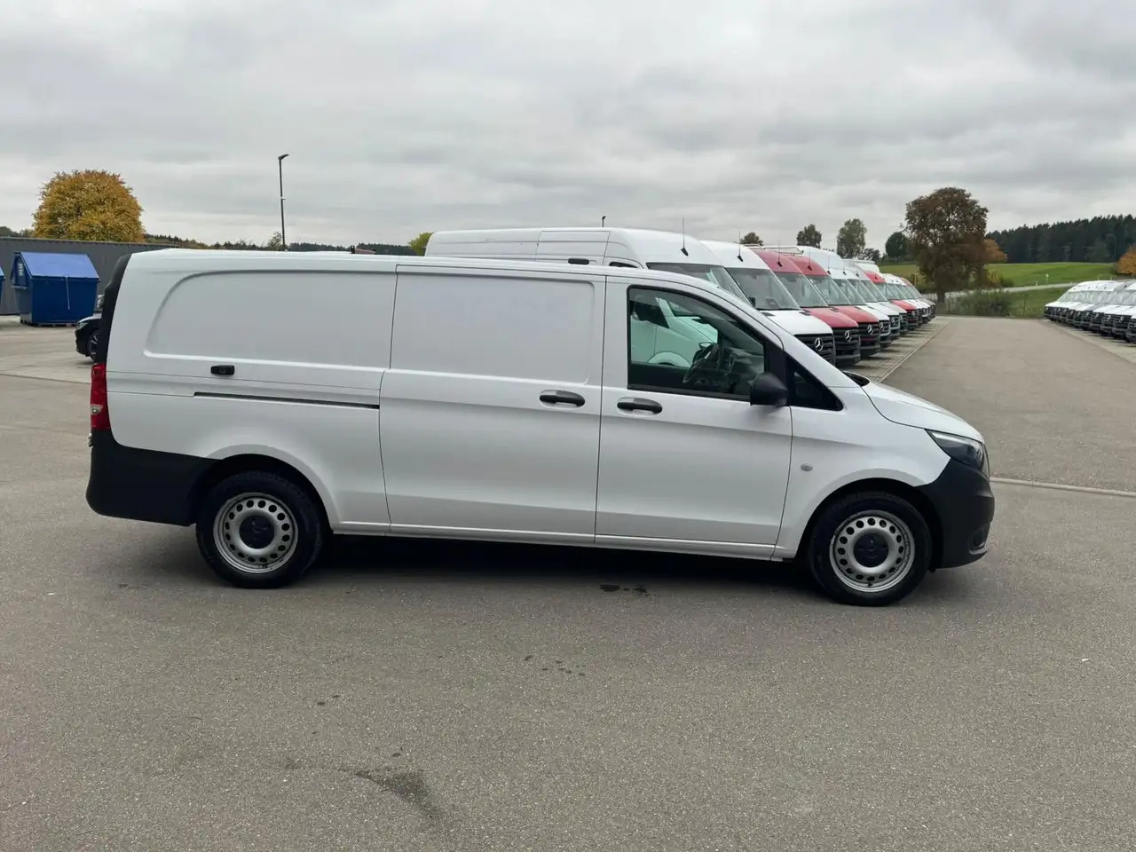 Mercedes-Benz Vito 116 CDI Lang Extralang XXL Klima - Krovininis mikroautobusas: foto 2 Mercedes-Benz Vito 116 CDI Lang Extralang XXL Klima - Krovininis mikroautobusas: foto 2