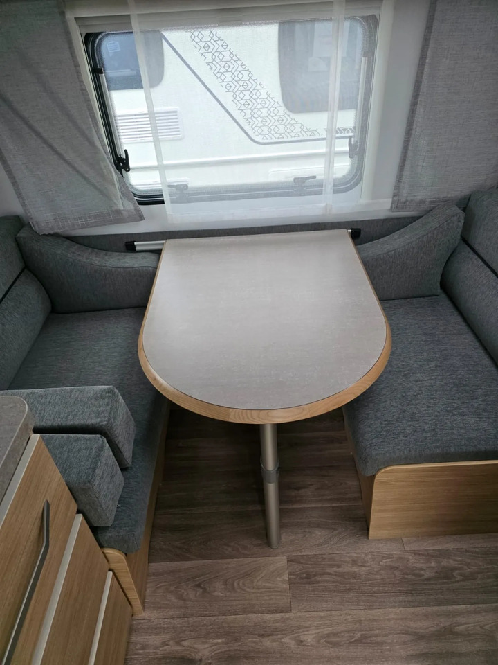 Fendt Bianco Activ 390 FHS Dusche, 1.700 KG-Fahrwerk - Prikabinamas namelis: foto 4 Fendt Bianco Activ 390 FHS Dusche, 1.700 KG-Fahrwerk - Prikabinamas namelis: foto 4