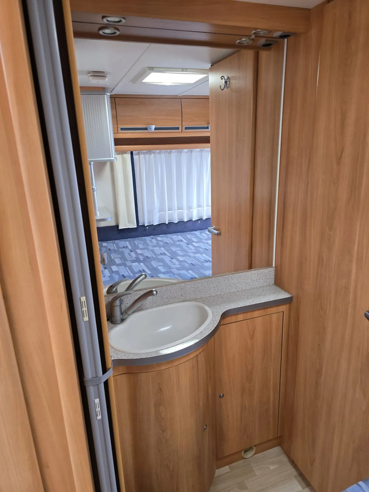 Prikabinamas namelis Wohnwagen Wilk S5 451 HTD: foto 14 Prikabinamas namelis Wohnwagen Wilk S5 451 HTD: foto 14