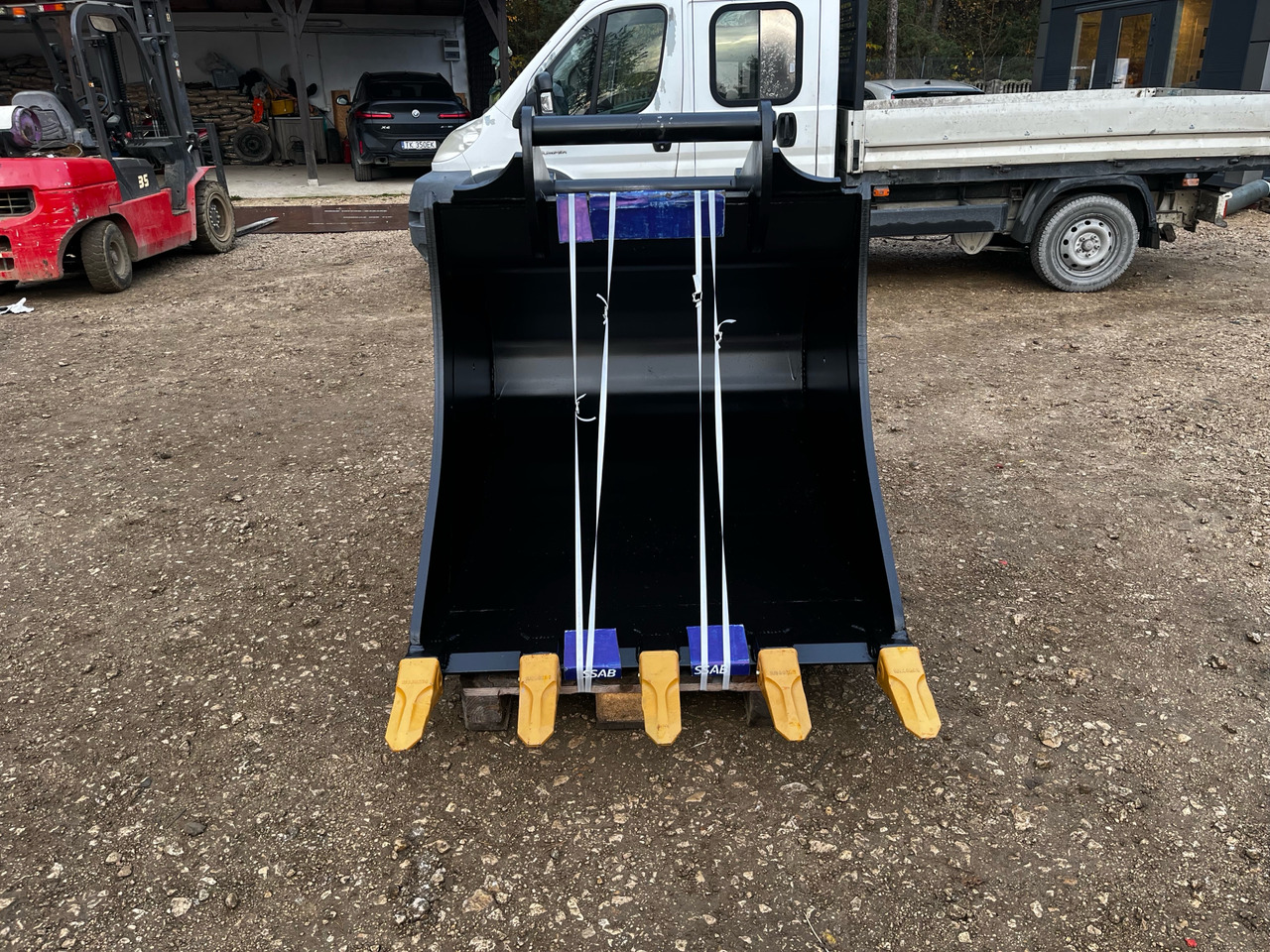 Łyżka podsiębierna - Ekskavatoriaus kaušas: foto 2 Łyżka podsiębierna - Ekskavatoriaus kaušas: foto 2