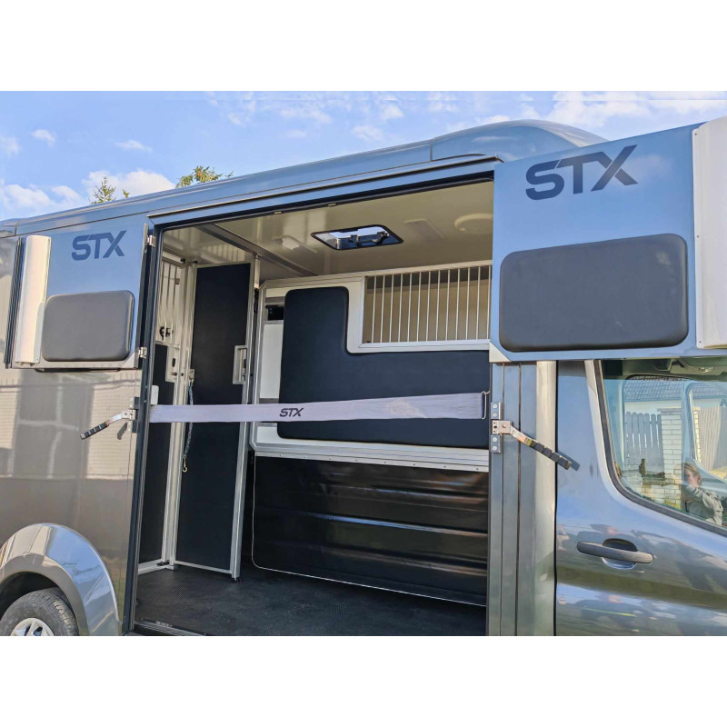 STX Ford Transit by Stephex - Sunkvežimis žirgams vežti: foto 5 STX Ford Transit by Stephex - Sunkvežimis žirgams vežti: foto 5
