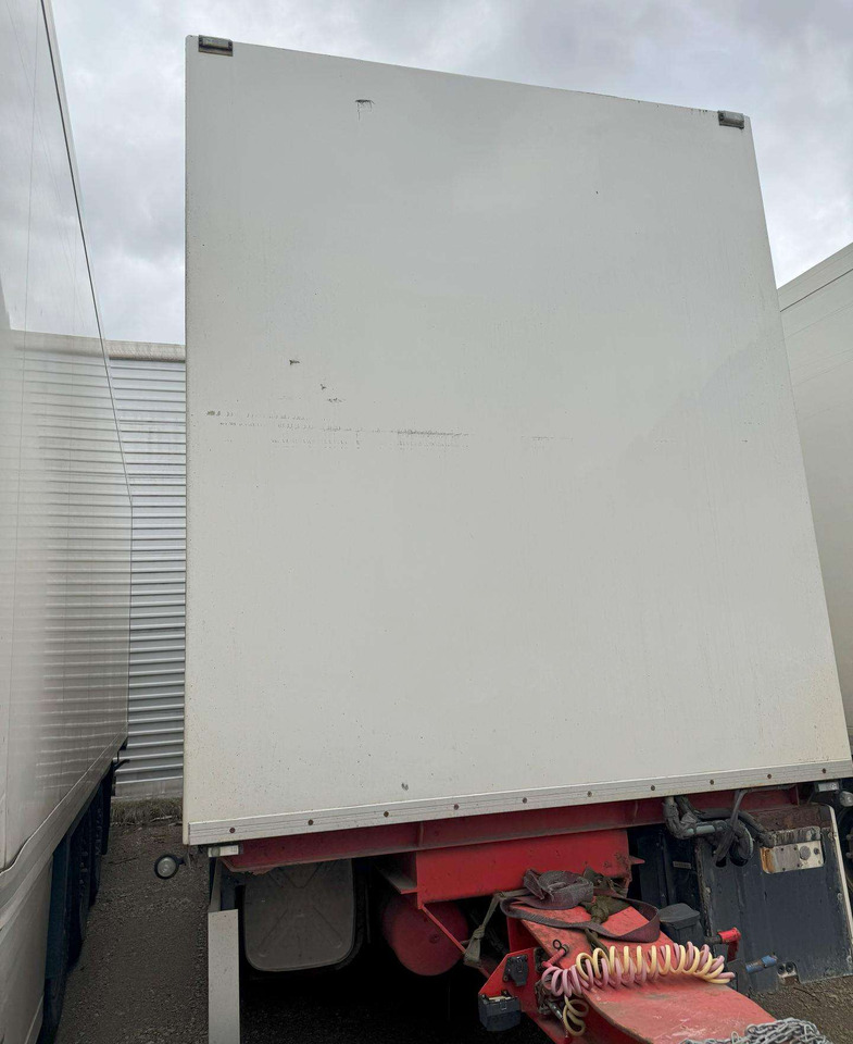 HFR BUSSBYGG KK18 - Refrižeratorius puspriekabė: foto 2 HFR BUSSBYGG KK18 - Refrižeratorius puspriekabė: foto 2