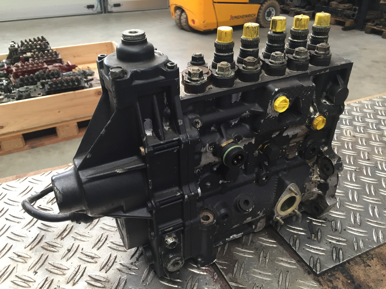 Gebrauchte Einspritzpumpe MAN TGA, 5 Zylinder, Bosch - Nr. : 0402 795 204, MAN 59.11103 - 7538 - Kuro siurblys - Sunkvežimis: foto 2 Gebrauchte Einspritzpumpe MAN TGA, 5 Zylinder, Bosch - Nr. : 0402 795 204, MAN 59.11103 - 7538 - Kuro siurblys - Sunkvežimis: foto 2