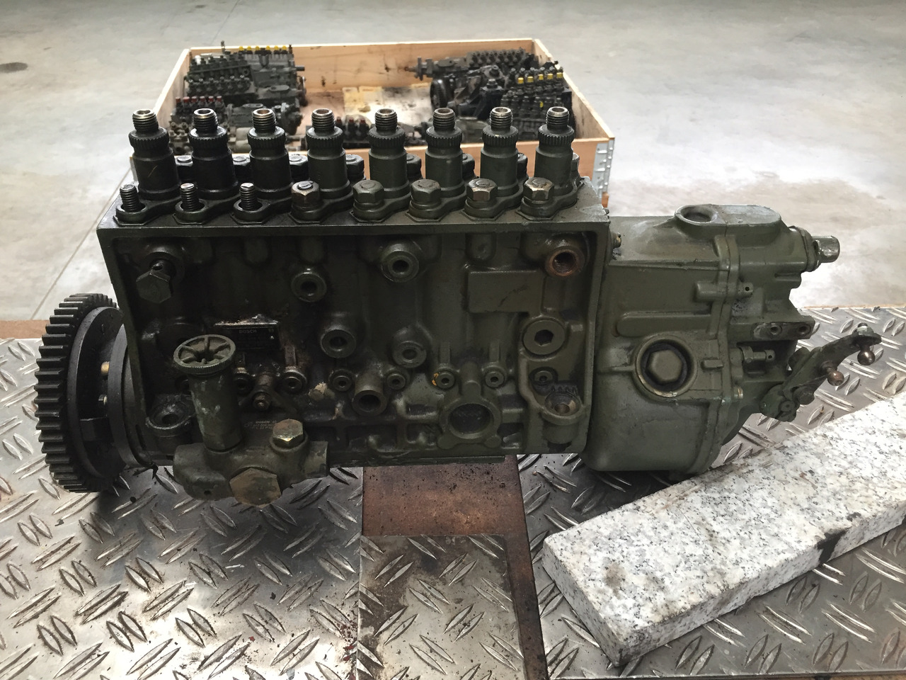 Gebrauchte Einspritzpumpe MB 1729 SK OM 442, 290 PS, Bosch - Nr. : 0401 848 805 - Kuro siurblys - Sunkvežimis: foto 4 Gebrauchte Einspritzpumpe MB 1729 SK OM 442, 290 PS, Bosch - Nr. : 0401 848 805 - Kuro siurblys - Sunkvežimis: foto 4