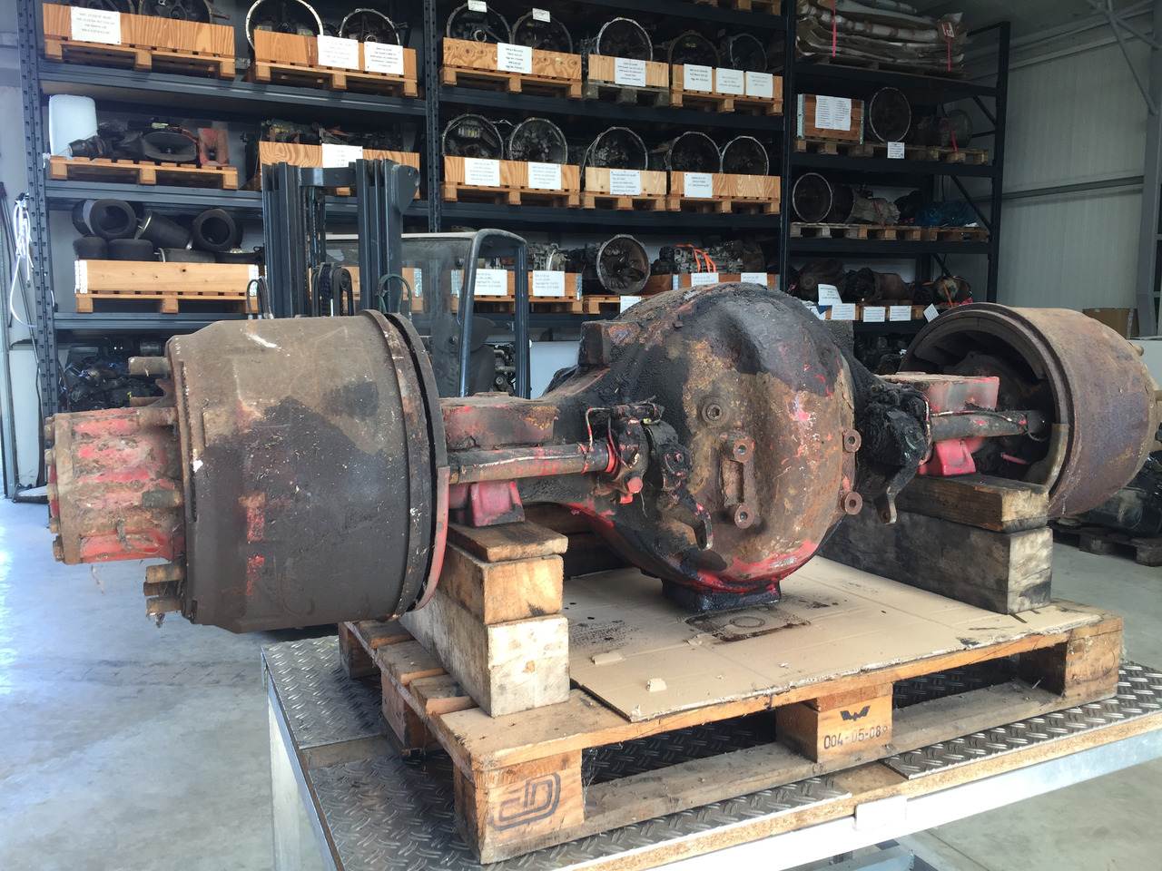 Gebrauchte Hinterachse MAN F2000, 26.422, Typ : HY 110, 13 Tonnen, Artikel - Nr. : 81.99999 - 9999 - Galinė ašis - Sunkvežimis: foto 1 Gebrauchte Hinterachse MAN F2000, 26.422, Typ : HY 110, 13 Tonnen, Artikel - Nr. : 81.99999 - 9999 - Galinė ašis - Sunkvežimis: foto 1