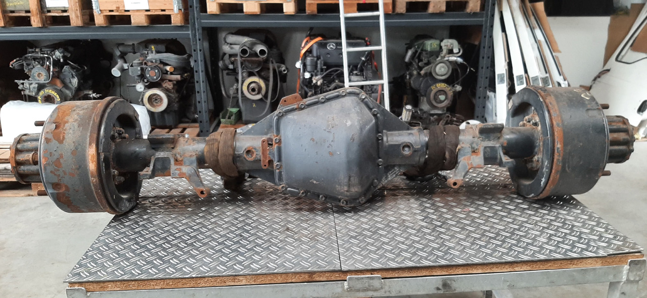 Gebrauchte MAN 8.150, Hinterachse, Artikel - Nr. : 81.99999 - 9999 - Galinė ašis - Sunkvežimis: foto 4 Gebrauchte MAN 8.150, Hinterachse, Artikel - Nr. : 81.99999 - 9999 - Galinė ašis - Sunkvežimis: foto 4