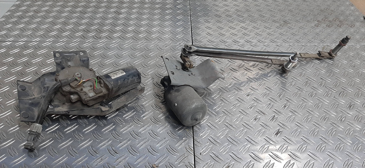 Gebrauchter DB 808 und MAN F 2000 Wischermotor mit Gestänge , Artikel - Nr. : 81.99999 - 9999 - Valytuvas - Sunkvežimis: foto 4 Gebrauchter DB 808 und MAN F 2000 Wischermotor mit Gestänge , Artikel - Nr. : 81.99999 - 9999 - Valytuvas - Sunkvežimis: foto 4