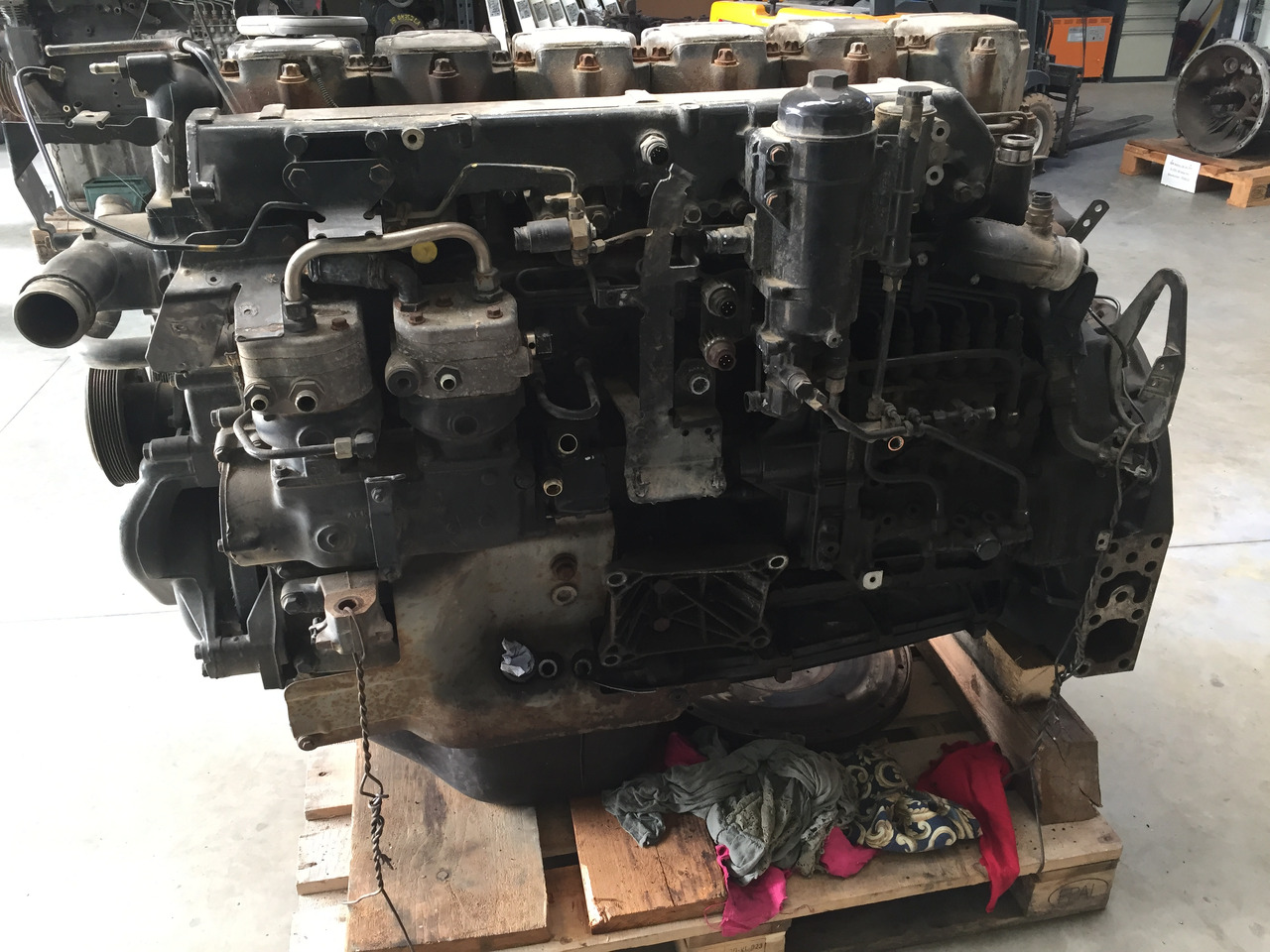 Gebrauchter Motor MAN TGA 18.360, Motortyp : D 2866 LF 27, Euro 3 - Variklis - Sunkvežimis: foto 3 Gebrauchter Motor MAN TGA 18.360, Motortyp : D 2866 LF 27, Euro 3 - Variklis - Sunkvežimis: foto 3