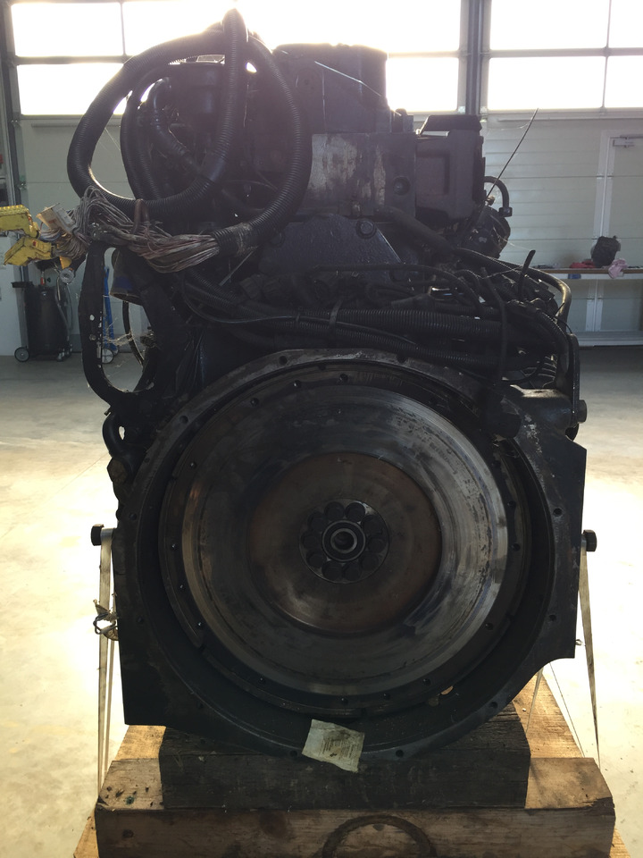 Gebrauchter Motor MAN TGA 26.464, Typ D 2876 LF 04 / 05, Euro 3 - Variklis - Sunkvežimis: foto 4 Gebrauchter Motor MAN TGA 26.464, Typ D 2876 LF 04 / 05, Euro 3 - Variklis - Sunkvežimis: foto 4