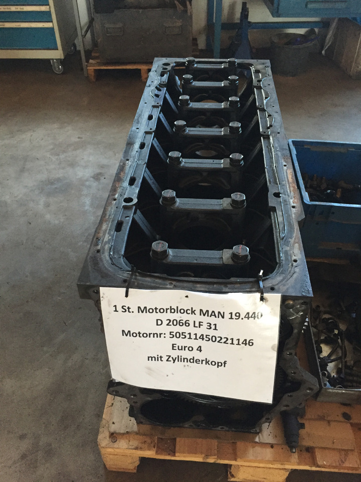 Gebrauchter Motorblock MAN TGA 19.440, Euro 4, Typ : D 2066 LF 31, Artikel - Nr. : 51.01102 - 6432 - Cilindrų blokas - Sunkvežimis: foto 1 Gebrauchter Motorblock MAN TGA 19.440, Euro 4, Typ : D 2066 LF 31, Artikel - Nr. : 51.01102 - 6432 - Cilindrų blokas - Sunkvežimis: foto 1