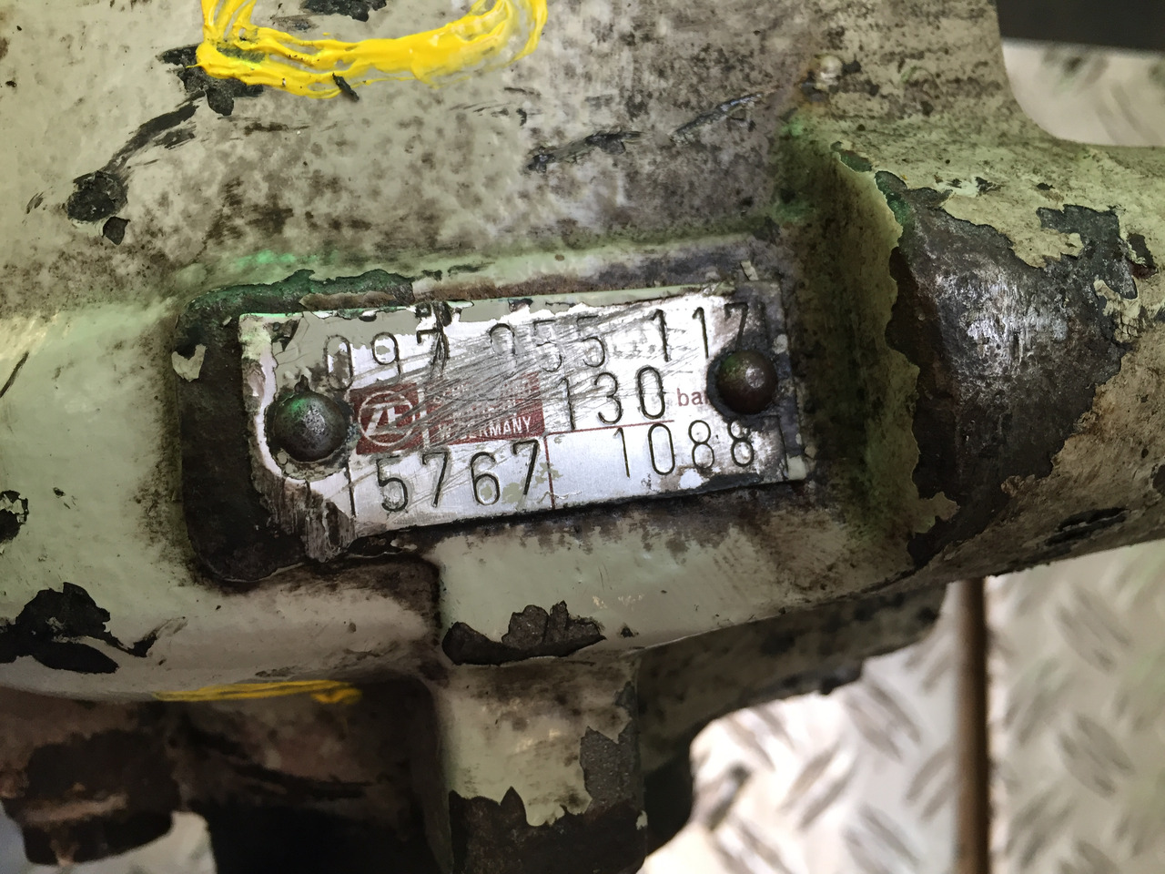 Gebrauchtes Lenkgetriebe MAN F90, 17.232, Artikel - Nr.: 81.9999 - 9999 - Vairo pavara - Sunkvežimis: foto 2 Gebrauchtes Lenkgetriebe MAN F90, 17.232, Artikel - Nr.: 81.9999 - 9999 - Vairo pavara - Sunkvežimis: foto 2