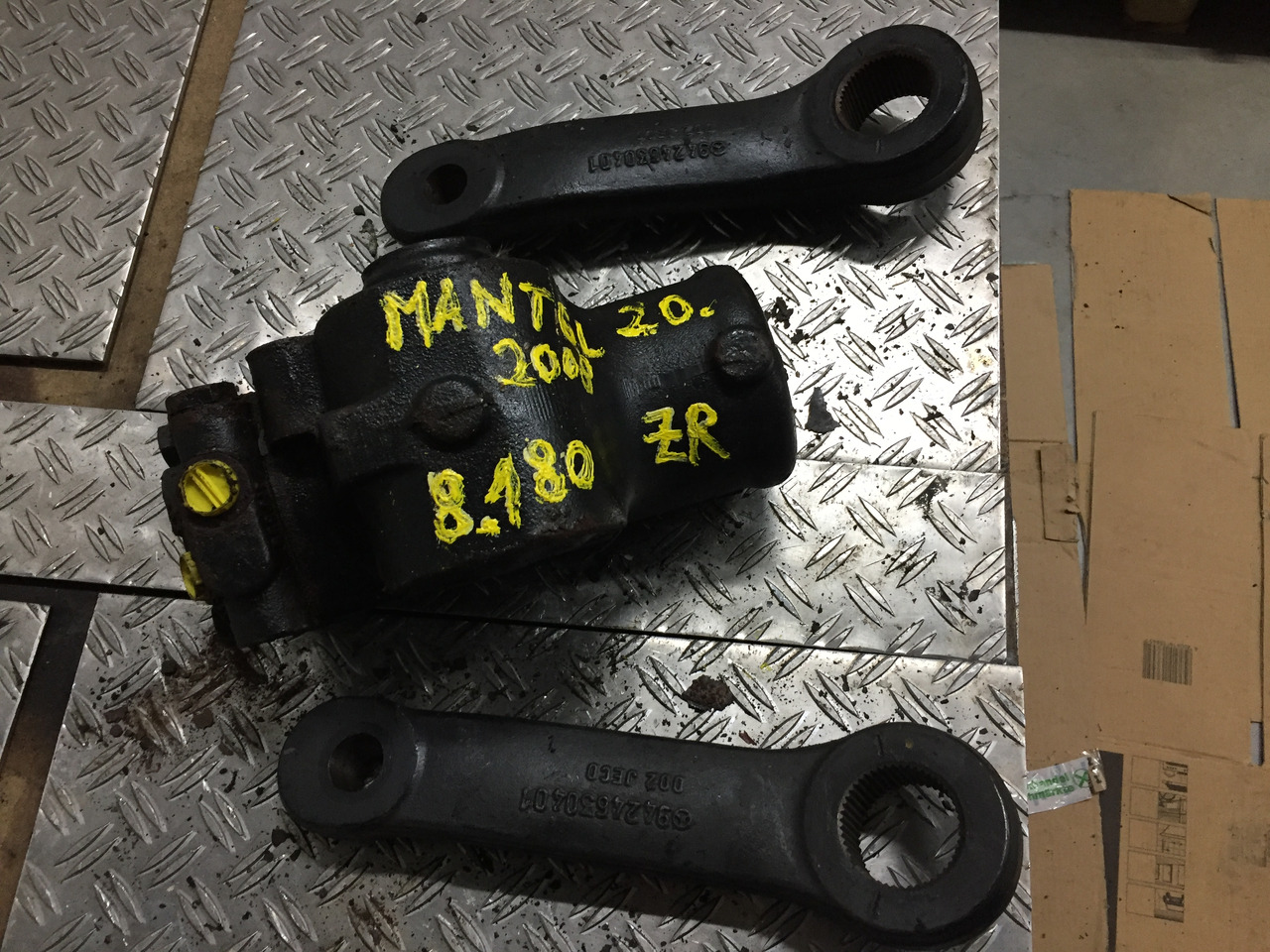 Vairo pavara - Sunkvežimis Gebrauchtes Lenkgetriebe MAN TGL, 8.180, Artikel - Nr.: 81.9999 - 9999: foto 8 Vairo pavara - Sunkvežimis Gebrauchtes Lenkgetriebe MAN TGL, 8.180, Artikel - Nr.: 81.9999 - 9999: foto 8