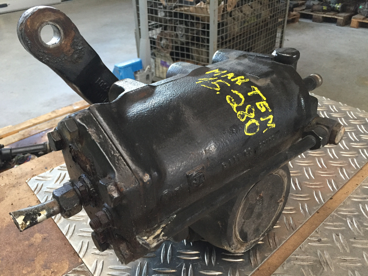 Gebrauchtes Lenkgetriebe, MAN TGM 15.280, Artikel - Nr. : 85.46200 - 6019 - Vairo pavara - Sunkvežimis: foto 5 Gebrauchtes Lenkgetriebe, MAN TGM 15.280, Artikel - Nr. : 85.46200 - 6019 - Vairo pavara - Sunkvežimis: foto 5