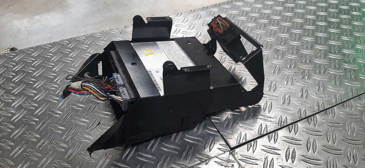 Gebrauchtes MB VDO ABS Motorsteuergerät, Artikel - Nr. : A 000 446 57 02 - Valdymo blokas - Sunkvežimis: foto 3 Gebrauchtes MB VDO ABS Motorsteuergerät, Artikel - Nr. : A 000 446 57 02 - Valdymo blokas - Sunkvežimis: foto 3