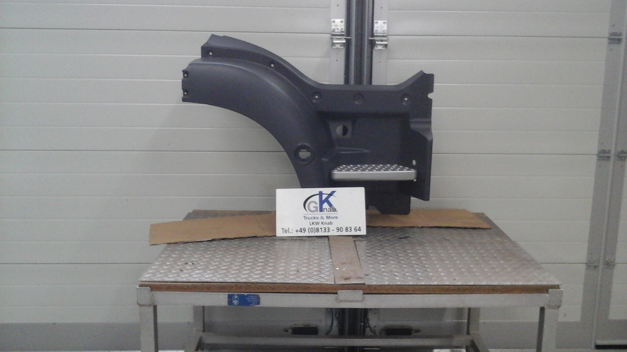 Neuwertiger MAN TGM / TG3 Einstiegkotflügel kurz, komplett, rechts Artikel - Nr.: 81.61520 - 0210 - Sparnas - Sunkvežimis: foto 1 Neuwertiger MAN TGM / TG3 Einstiegkotflügel kurz, komplett, rechts Artikel - Nr.: 81.61520 - 0210 - Sparnas - Sunkvežimis: foto 1