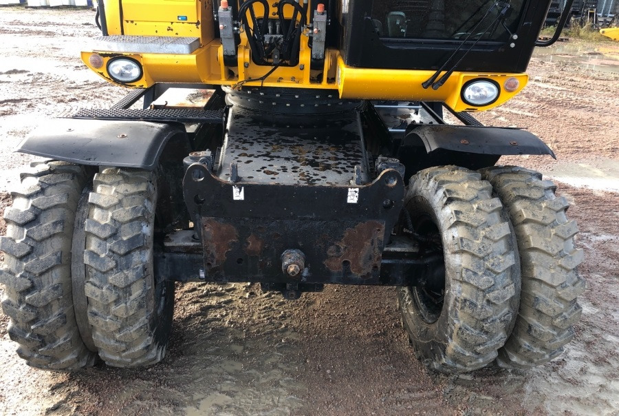 JCB JS145W - Ratinis ekskavatorius: foto 2 JCB JS145W - Ratinis ekskavatorius: foto 2