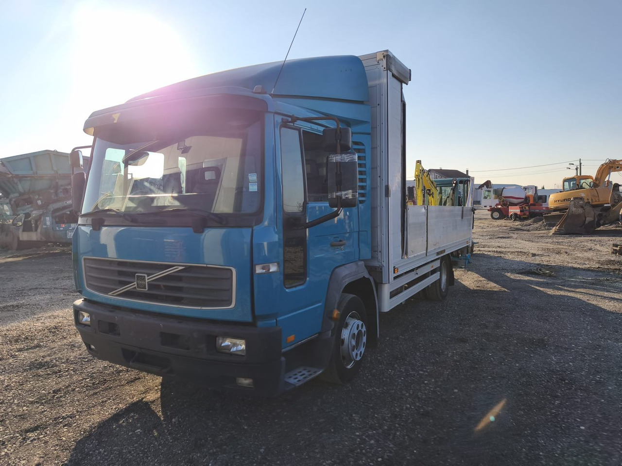 VOLVO FL 12 250, 2004 god. - Autovežis sunkvežimis: foto 4 VOLVO FL 12 250, 2004 god. - Autovežis sunkvežimis: foto 4