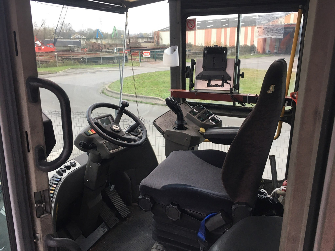 KALMAR DRD 450 80 S5XS - Stelažų krautuvas: foto 5 KALMAR DRD 450 80 S5XS - Stelažų krautuvas: foto 5