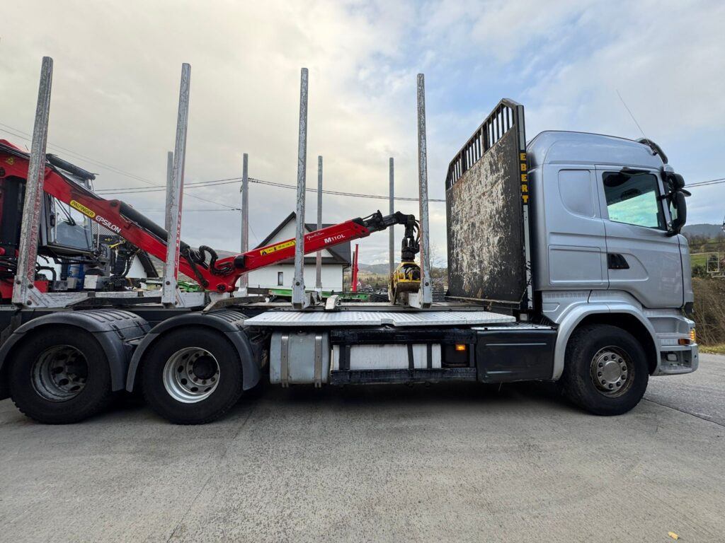 SCANIA R580 - Miškovežis, Sunkvežimis su kranu: foto 3 SCANIA R580 - Miškovežis, Sunkvežimis su kranu: foto 3