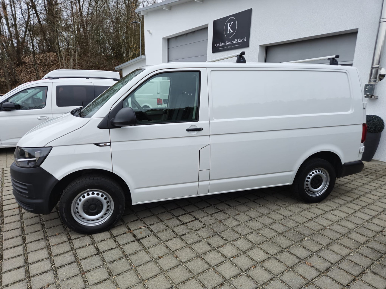 VOLKSWAGEN T6 Transporter Kasten-Kombi Standheizung - Krovininis mikroautobusas: foto 3 VOLKSWAGEN T6 Transporter Kasten-Kombi Standheizung - Krovininis mikroautobusas: foto 3