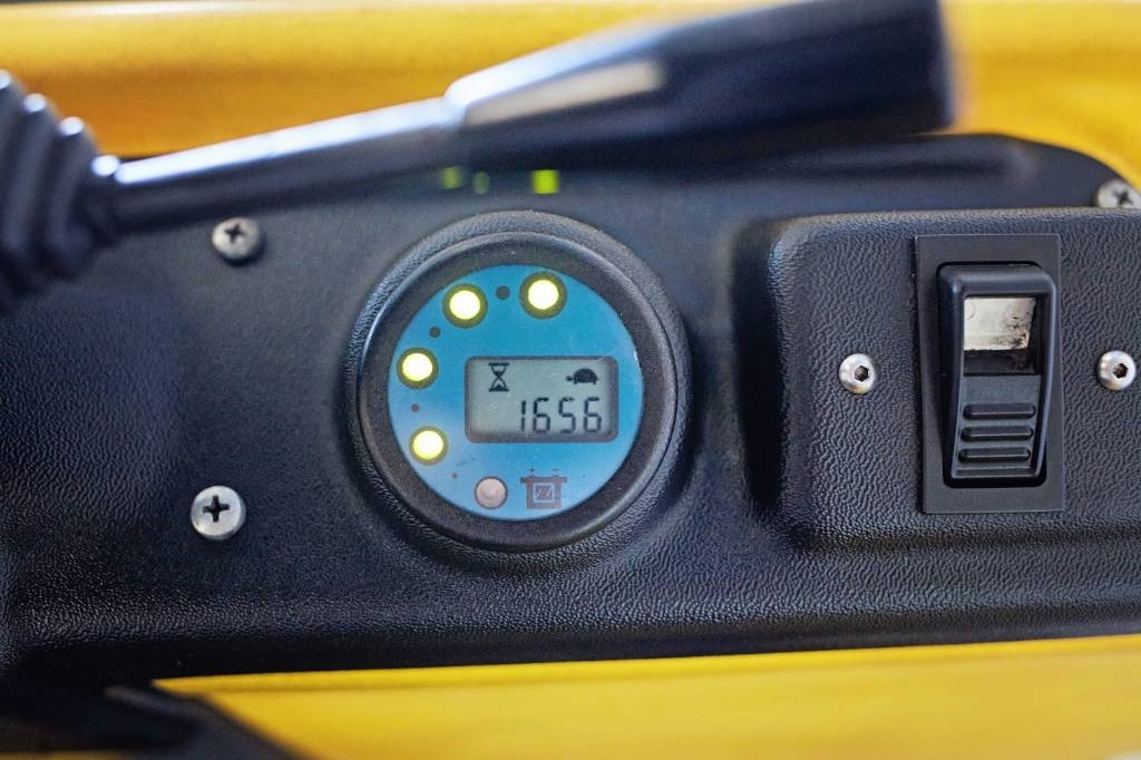 DEC Modena - Elektrinis vilkikas: foto 4 DEC Modena - Elektrinis vilkikas: foto 4