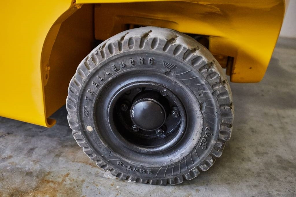 Yale ERP35VL - Elektrinis krautuvas: foto 4 Yale ERP35VL - Elektrinis krautuvas: foto 4