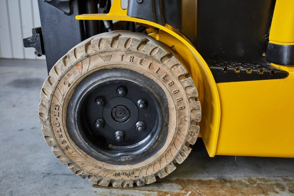 Yale ERP35VL - Elektrinis krautuvas: foto 3 Yale ERP35VL - Elektrinis krautuvas: foto 3