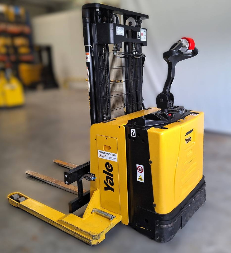 Yale MS 15x IL - Šakinis krautuvas: foto 1 Yale MS 15x IL - Šakinis krautuvas: foto 1