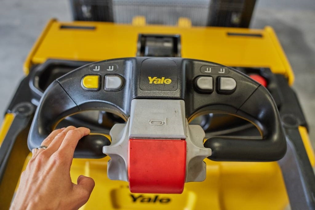 Yale MS12X - Elektrinis krautuvas: foto 5 Yale MS12X - Elektrinis krautuvas: foto 5