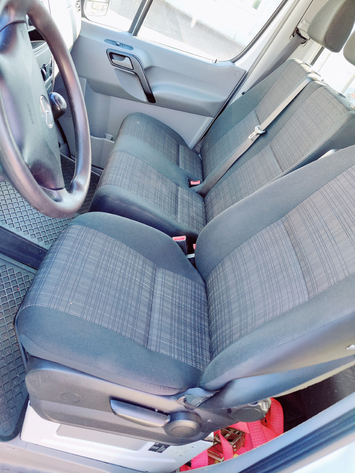 Bortinis automobilis Mercedes-Benz Sprinter III Kasten RWD (907)(02.2018->) 314 CDI L2 Dreiseitenkipper AHK Klima: foto 8 Bortinis automobilis Mercedes-Benz Sprinter III Kasten RWD (907)(02.2018->) 314 CDI L2 Dreiseitenkipper AHK Klima: foto 8