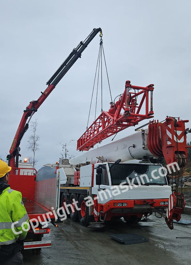 Tadano ATF 70G-4 - Visureigis kranas: foto 1 Tadano ATF 70G-4 - Visureigis kranas: foto 1