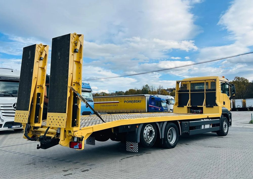 MAN TGS / 6x2/ LAWETA / PLATFORMA / NAJAZDY HYDRAULICZNE / WYCIĄGARKA / oś skrętna i podnoszona - Evakuatorius: foto 3 MAN TGS / 6x2/ LAWETA / PLATFORMA / NAJAZDY HYDRAULICZNE / WYCIĄGARKA / oś skrętna i podnoszona - Evakuatorius: foto 3