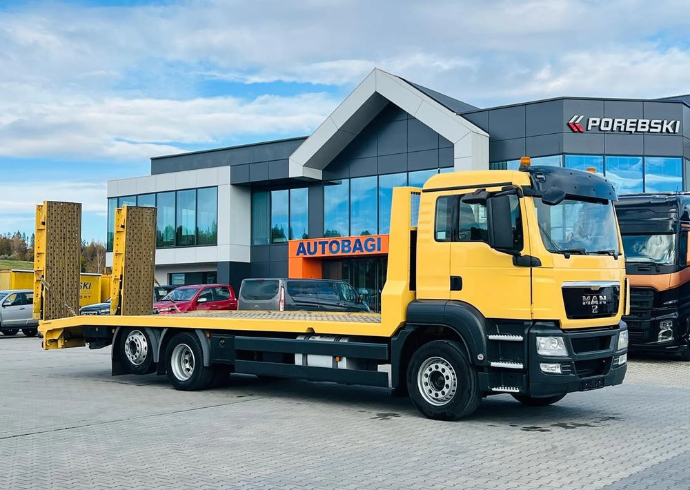 MAN TGS / 6x2/ LAWETA / PLATFORMA / NAJAZDY HYDRAULICZNE / WYCIĄGARKA / oś skrętna i podnoszona - Evakuatorius: foto 1 MAN TGS / 6x2/ LAWETA / PLATFORMA / NAJAZDY HYDRAULICZNE / WYCIĄGARKA / oś skrętna i podnoszona - Evakuatorius: foto 1
