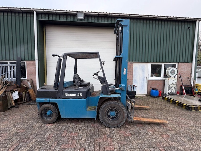 Nissan fd50 - Dyzelinis krautuvas: foto 5 Nissan fd50 - Dyzelinis krautuvas: foto 5